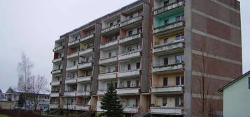 sehr günstige Wohnung mit Balkon im begrünten Wohnumfeld