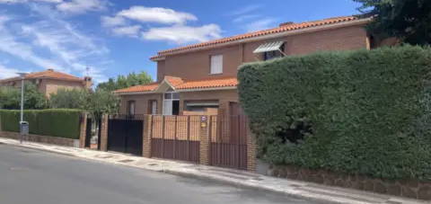 Casa en calle de Albarrac&#xED;n