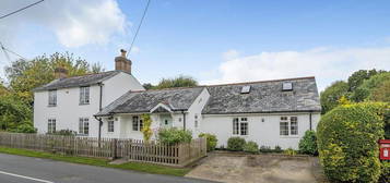 4 bedroom cottage for sale