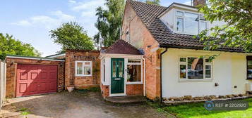 4 bedroom semi-detached house