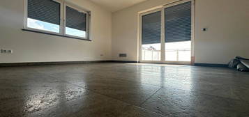 ERSTBEZUG ! Exclusive 3-Zimmer Wohnung in LENTING , 25 qm Balkon