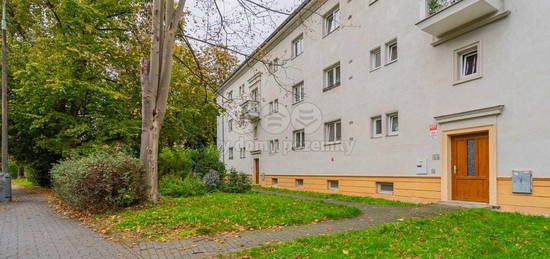 Pronájem bytu 3+1, 70 m2, České Budějovice, ul. Čéčova