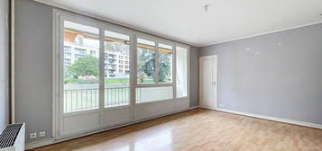 Appartement  à vendre, 4 pièces, 3 chambres, 76 m²