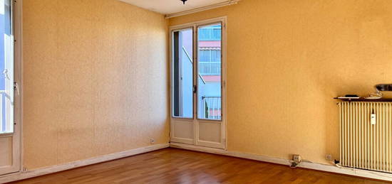 Appartement  à vendre, 3 pièces, 2 chambres, 57 m²