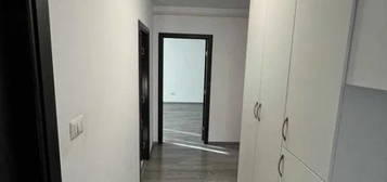 Apartament cu 2 camere decomandate -etaj 3 - Zona Ultracentrala