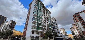 SEYRANTEPE MAHALLESİNDE LÜKS 4+1 SATILIK DAİRE