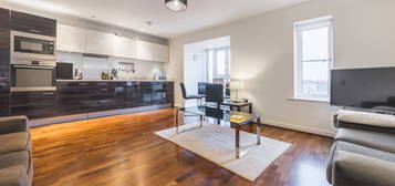 Flat to rent in Rylston Road, London SW6