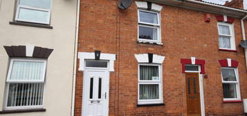 2 bedroom terraced house