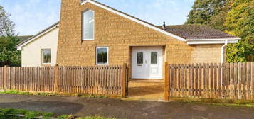 4 bedroom semi-detached bungalow for sale