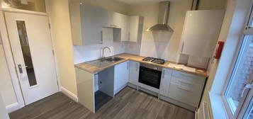 2 bed flat to rent