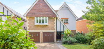 Detached house to rent in Rickmansworth Road, Chorleywood, Rickmansworth WD3