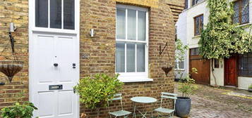 Flat for sale in Radley Mews, London W8