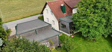Traumhaftes Einfamilienhaus I modern + Altbau I 1700 m² Grundstück I 6 Zimmer I Kamin I Weinkeller I Pool