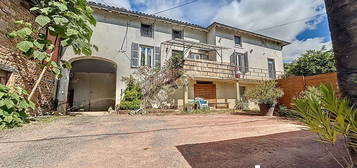 Maison 8 pièces 220 m²