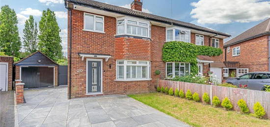 3 bedroom semi-detached house