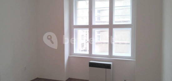 Pronájem bytu 1+kk 26 m², Slezská, Praha