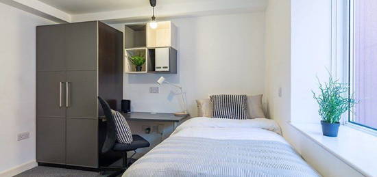 Studio to rent in Herbal Hill, London EC1R