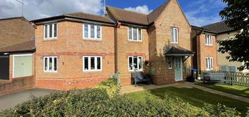 4 bed detached house for sale