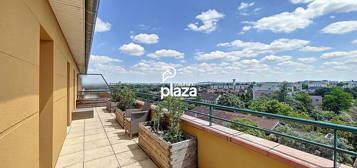 Exclusivité Plaza -  Blagnac - Appartement T3 de 64m² avec une terasse, Cave et Parking Sous Sol