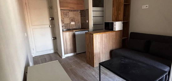 Location appartement 1 pièce 13 m²