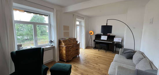 Lichtdurchflutete, exklusive 4-Zimmer-Wohnung in Augsburg Innenstadt mit Domblick