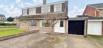 3 bed semi-detached house for sale