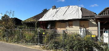 Brandruine zum Wiederaufbau - Einfamilienhaus mit Garage und Carport! (SY-6365)