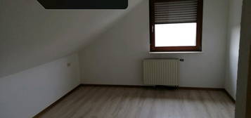 2, 5 Zimmer Wohnung