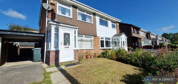 3 bedroom semi-detached house