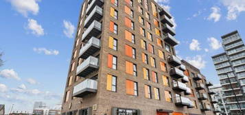 Flat to rent in Boathouse Apartments, 8 Cotall Street, Poplar, Bartlett Park, St Pauls Way, London E14