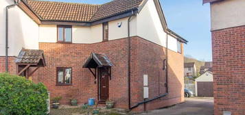 3 bed semi-detached house for sale