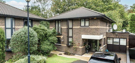 Detached house to rent in Ridgeway Gardens, London N6