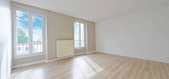 Appartement  à vendre, 2 pièces, 1 chambre, 49 m²