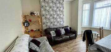 6 bed shared accommodation to rent