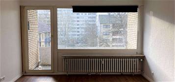 Attraktive 1-Zimmer-Wohnung mit Balkon und Einbauküche in Krefeld
