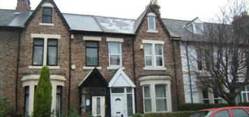 5 bedroom terraced house