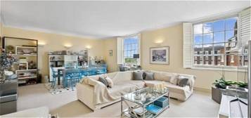 Flat to rent in South Audley Street, Mayfair, London W1K