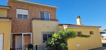 Casa adosada en San Mateo de Gállego