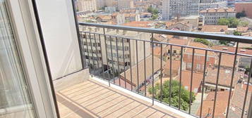 Vente appartement 4 pièces 67 m²