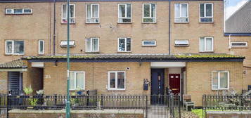 4 bedroom terraced house to rent