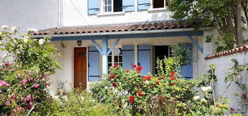 Maison ancienne  à vendre, 7 pièces, 4 chambres, 110 m²