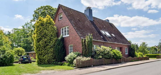 Idyllisches Einfamilienhaus mit Potenzial in ruhiger Lage