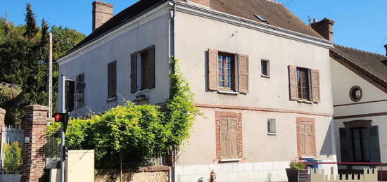 Maison 2 étages  à vendre, 8 pièces, 4 chambres, 185 m²