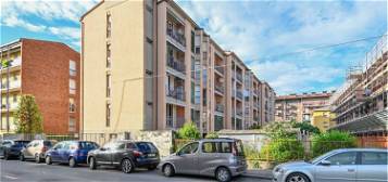 Appartamento in vendita in via Flaminio Cerasoli, 6 -8