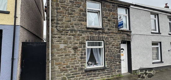 End terrace house for sale in Miskin Road, Tonypandy, Rhondda Cynon Taff. CF40