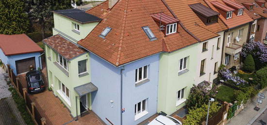 Prodej  vily 462 m², pozemek 610 m²