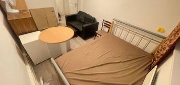 2 bed shared accommodation to rent