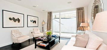 Flat to rent in Moore House, Grosvenor Waterside, Chelsea SW1W