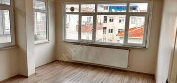 SOĞANLI MAHALLESİ SEVİNÇ SOKAKTA KİRALIK 2+1 BALKONLU DAİRE