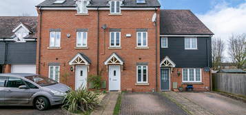 4 bed town house for sale